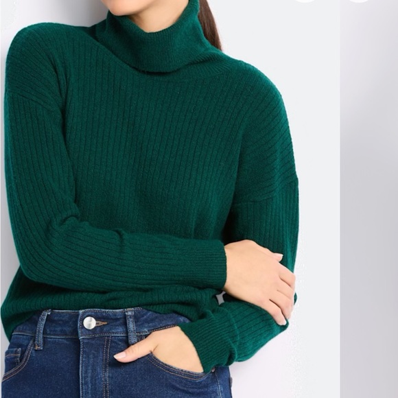 Threads 4 Thought Toki Rib Turtleneck Sweater in Evergreen - Picture 2 of 5